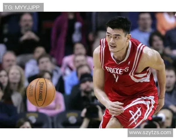 姚明谈詹姆斯：两位篮球巨星的对比与启示